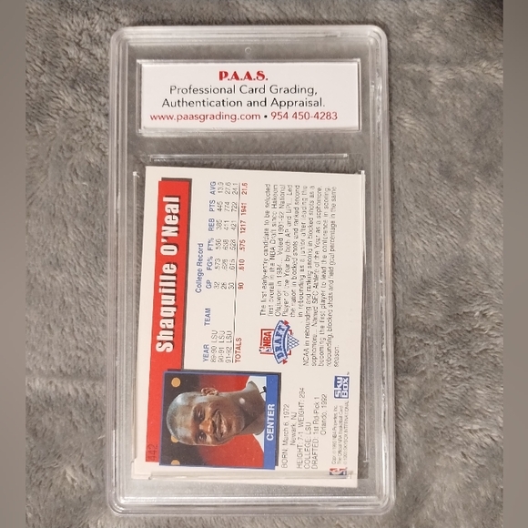 Shaquille O'Neal NBA Rookie Card Mint Condition - Picture 3 of 3